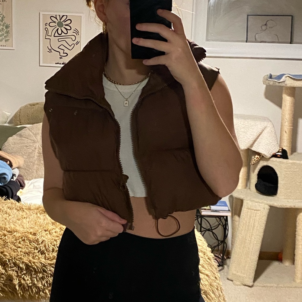 Zara cropped puffer vest